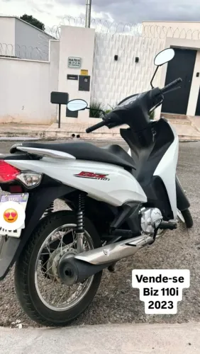 Biz 110i - Ano 2023.