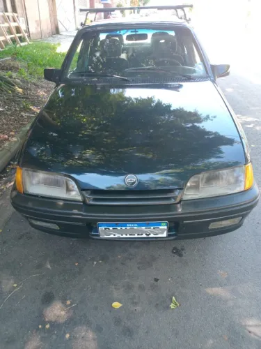 Chevrolet Monza GLS/ Hi-tech 2.0 EFI 2P E 4P 1995