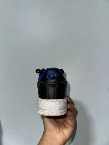 Tênis Nike air force 1 - preto e azul