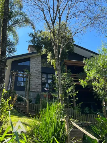 Casa com 2 dormitórios à venda por R$ 1.750.000,00 - Bairro Alto Cedros - Rio Dos Cedros/S