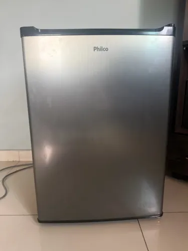 ? VENDE-SE FRIGOBAR
