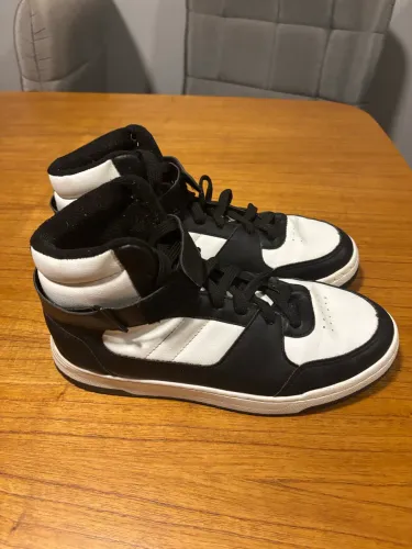 Tenis tipo Nike High Dunk, Preto e Branco
