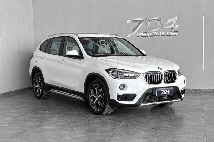 BMW X1 Sdrive 20I X-line 2.0 TB Active Flex 2019
