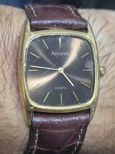 Relógio ACCURIST TANK À QUARTZ - FUNCIONANDO PERFEITAMENTE