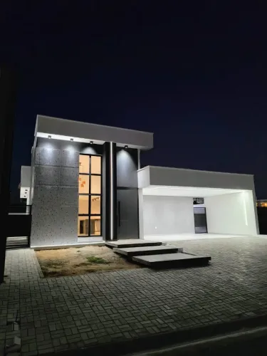Vendo casa de 3 suites no condomínio Bela Vita 