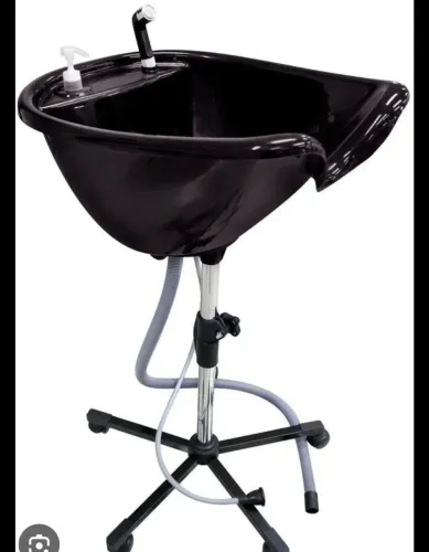 Lavatório portátil com aquecedor 