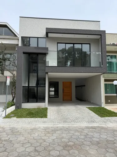 Vendo sobrado com 188m2