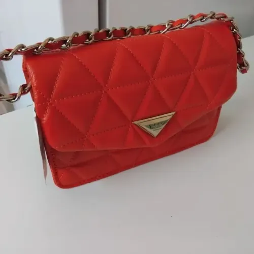 Bolsa modelo 944 pequena Schutz vermelha