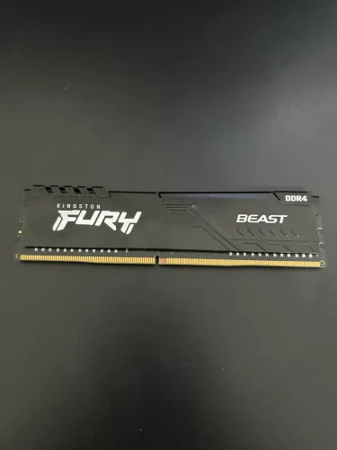 Memória RAM Kingston Fury Beast 8gb DDR4 3200MHz