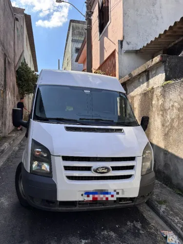 Ford Transit Furgão 3330 2.4 Tdci Curto Dies. 2011