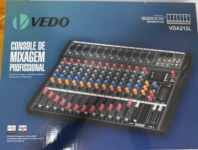 Console de Mixagem profissional 12 canais