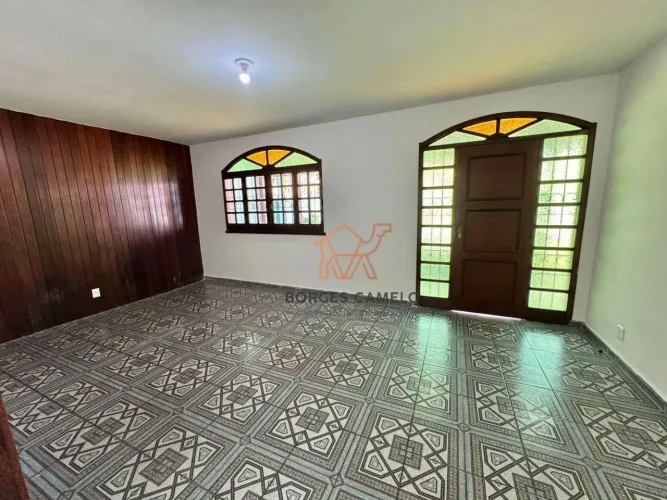 Casa com 4 quartos para alugar, 263 m² por R$ 7.500/mês - Ouro Preto - Belo Horizonte/MG