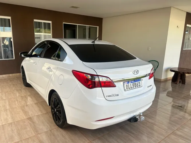 Hyundai HB20S C.plus/c.style 1.6 Flex 16V Mec.4p 2014