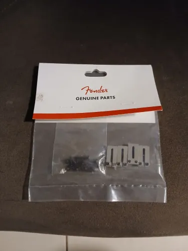 Carrinhos ou saddle para guitarra Fender Stratocaster American Standard