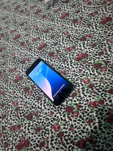 iPhone 7 Preto sem nenhum defeito funcionando perfeitamente 