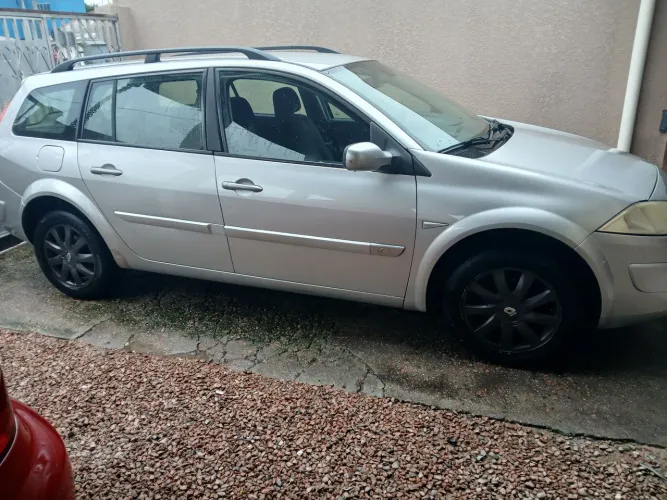 Renault Megane Grand Tour Dynam. Hi-flex 1.6 16V 2012