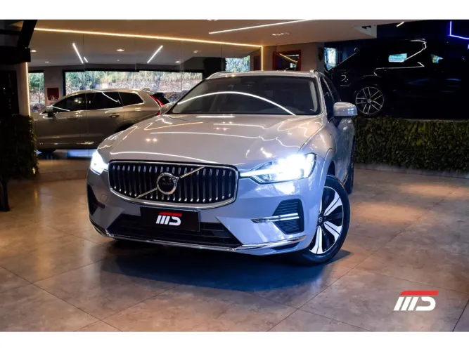 Volvo XC-60 T-8 Plus 2.0 AWD (híbrido) 2024