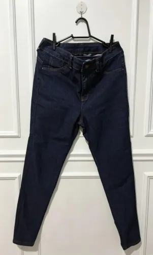 Calça jeans feminina 