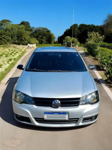 Volkswagen Golf 2.0/2.0 T. Flex Mec.(black & Silv) 2010