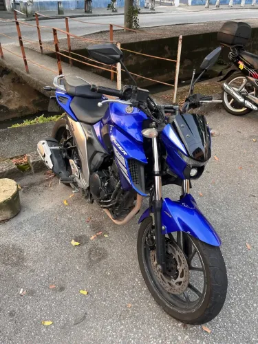 Yamaha Fz25