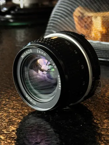 Lente Nikkor 24mm f2.8 (Manual)
