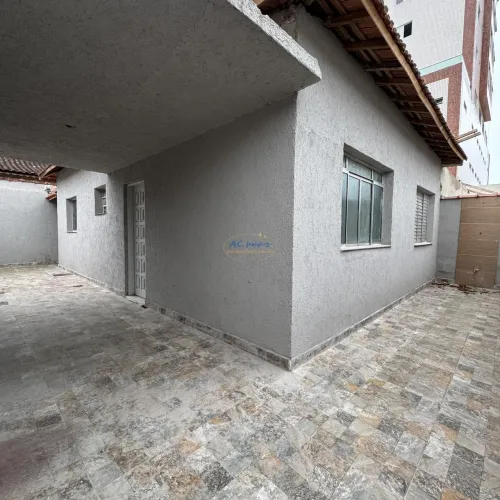 Casa Térrea 2 dorms na Guilhermina - Parcela Direto Proprietário!