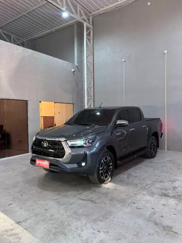 Toyota Hilux CD SRX 4X4 2.8 TDI 16V Diesel Aut. 2021
