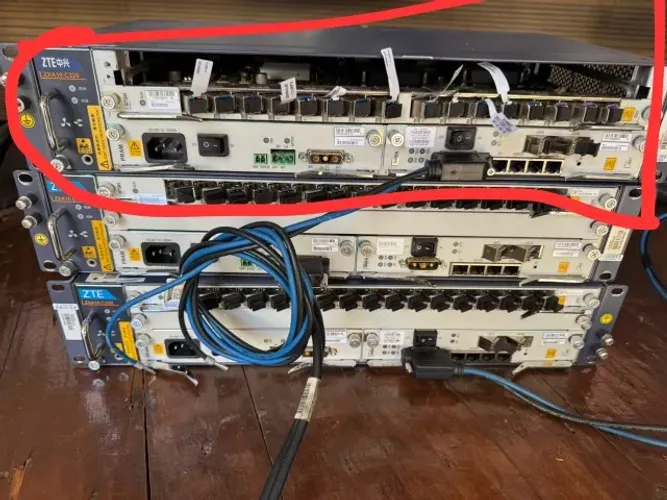 OLT ZTE C320 + PLACA GPON C++ 16 PONs