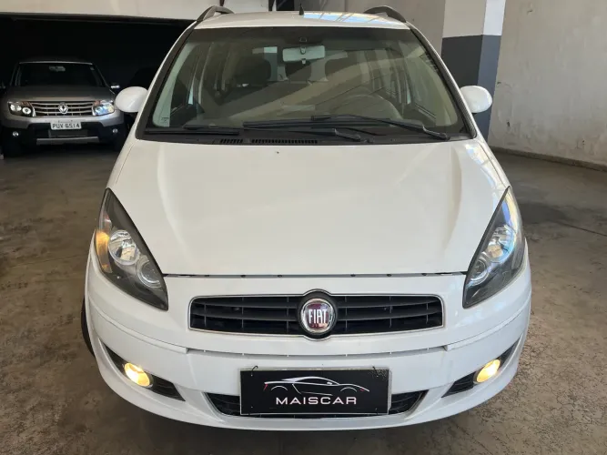 Fiat Idea Attractive 1.4 Fire Flex 8V 5P 2012