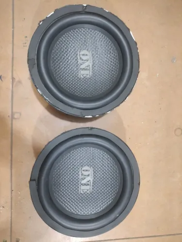 2 Subwoofer 10 polegadas booster one  slim 200w