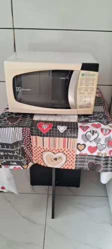 Microondas Eletrolux 20 litros Voltagem 220v Entrego R$250