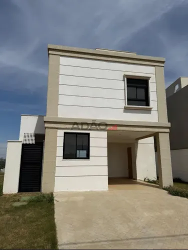 Sobrado à Venda com 4 Quartos e 3 Suítes no Jardins Parma