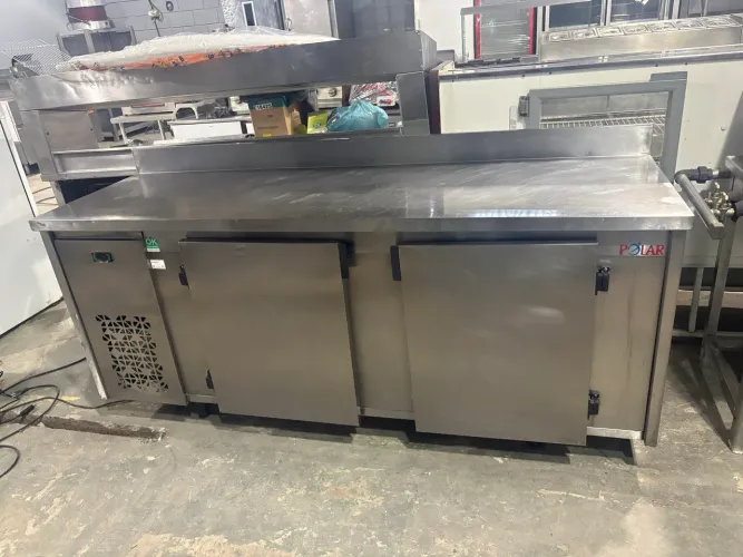 Balcão Refrigerado Polar 1,95x0,60 (Aceito Cartao)