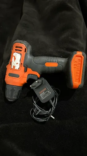 Parafusadeira Black&Decker 12v LITHIUM