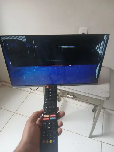 Tv 32 smart com defeito 