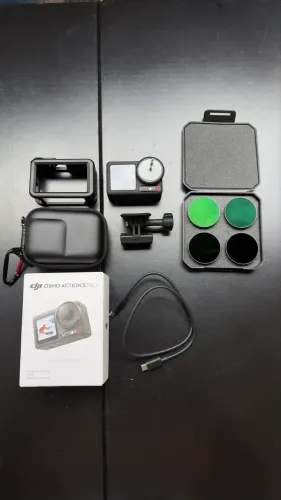 Câmera DJI Action 5 Pro Standard Combo + Acessórios 