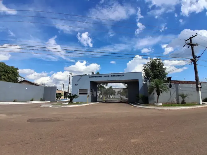 Imóvel para venda possui 110 metros quadrados com 2 quartos em Novo Horizonte - Porto Velh