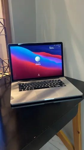 MacBook Pro Retina 15? Mid 2014 | i7 2.5GHz | 16GB RAM | SSD 1TB