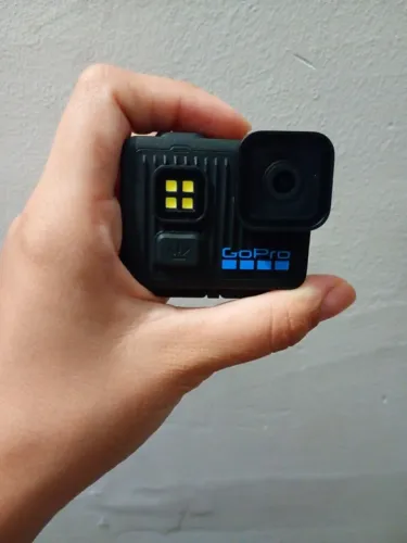 Camera GOpro Lit Hero 4k com flash + Acessórios originais+cartão de memória v30 de 64g