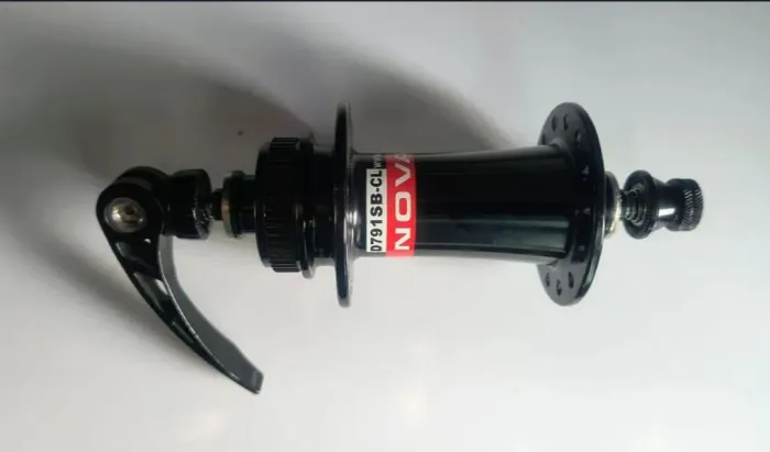 Cubo dianteiro Novatec