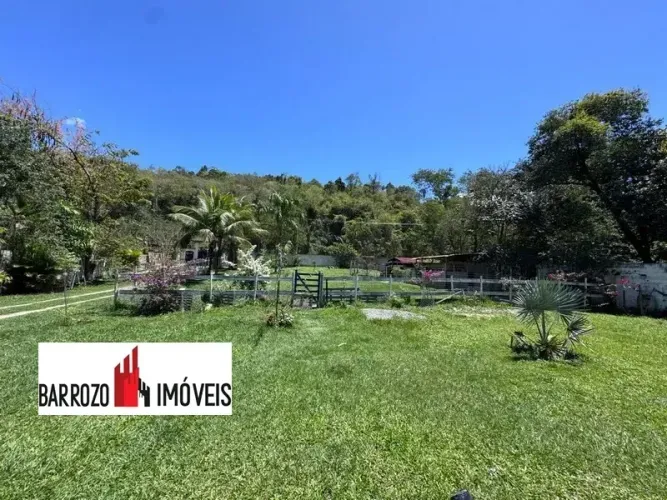 Barrozo Imóveis - Sítio a venda com 2.970 m² murado, plano, piquete reguado, área de lazer
