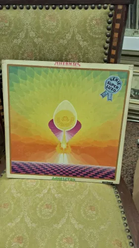 LP MUTANTES Tudo Foi Feito pelo Sol