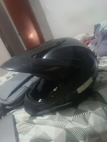 Capacete usado
