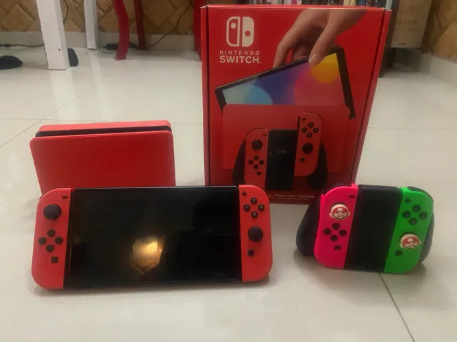Switch OLED Desbloqueado - Edição Limitada do Mario