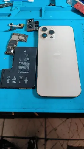 Peças do iPhone 12 pro max