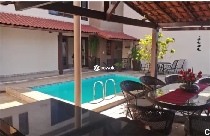 Casa 5 quartos, sendo 4 suítes