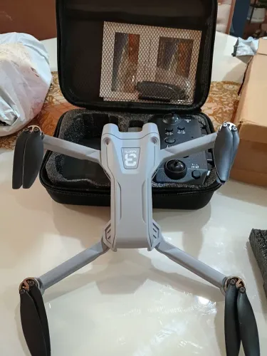 Drone mini 3 motor brushless semi novo na caixa.