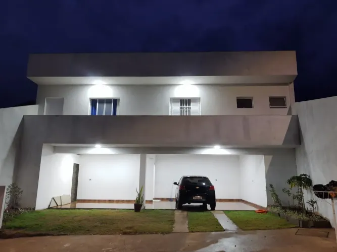 Casa de condomínio para venda possui 190 metros quadrados com 3 quartos em Cubas - Socorro