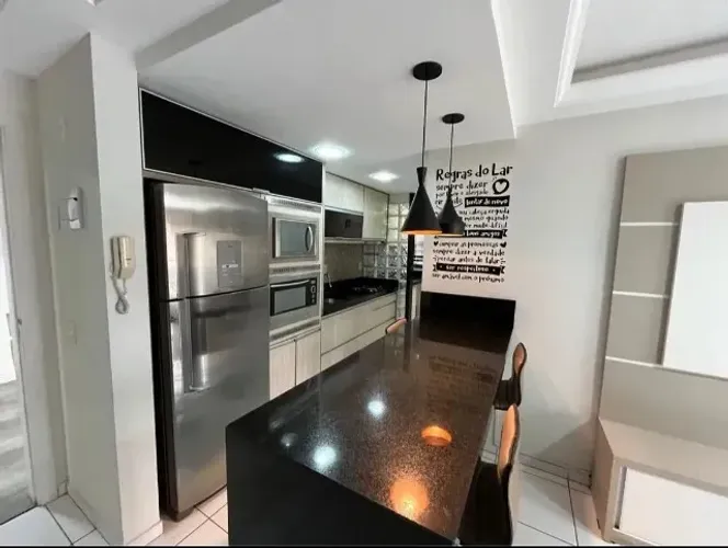 APARTAMENTO EM CAMBORIÚ! 2 QUARTOS! SACADA COM CHURRASQUEIRA