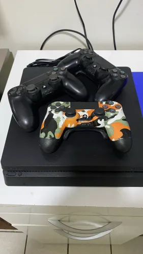 PlayStation 4 / slim 500 GB